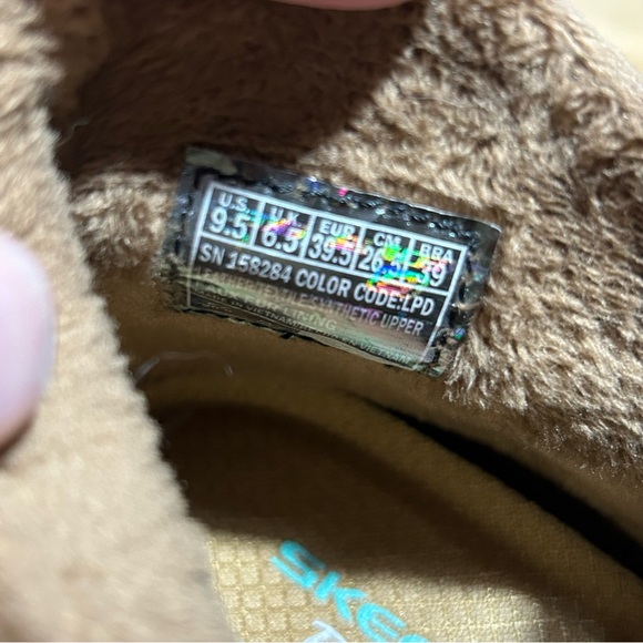 Skechers Relaxed Fit Bootie 9.5 - Picture 9 of 10